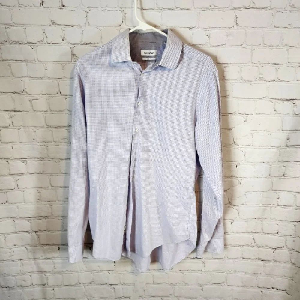 Men's Calvin Klein button down longsleeve, size Medium